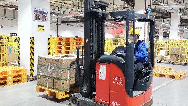 戰(zhàn)疫守“滬”持續(xù)發(fā)力（三）|保供在前！上藥控股堅(jiān)持當(dāng)好服務(wù)醫(yī)療機(jī)構(gòu)的“主力軍”